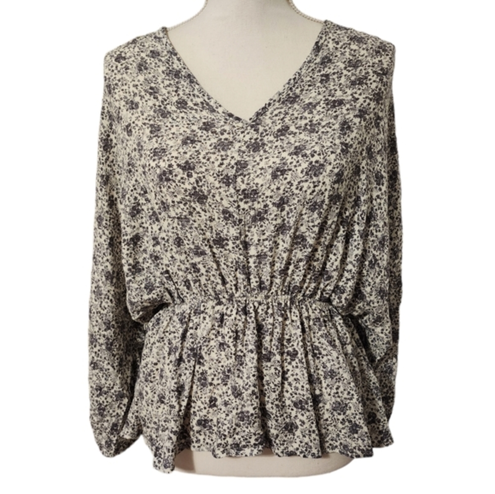White birch floral‎ top